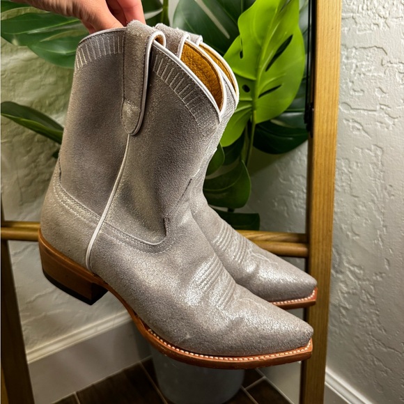 Silver Metallic Macie Bean Western Cowgirl Boots (Size 7.5) - Picture 7 of 7